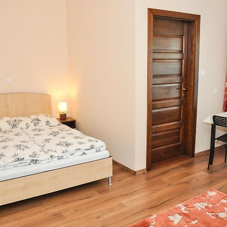 Апартаменти Magyar Apartman Iii. Гайдусобосло Екстер'єр фото