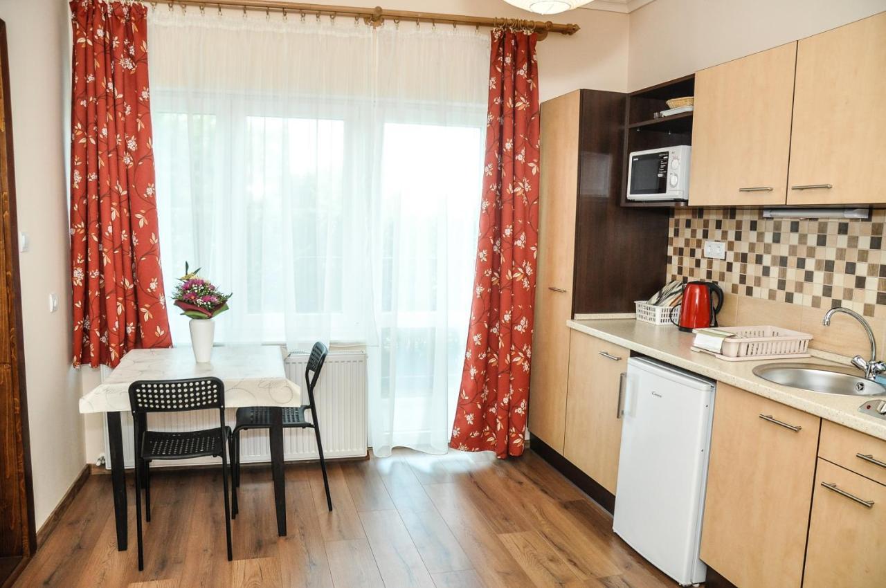 Апартаменти Magyar Apartman Iii. Гайдусобосло Екстер'єр фото